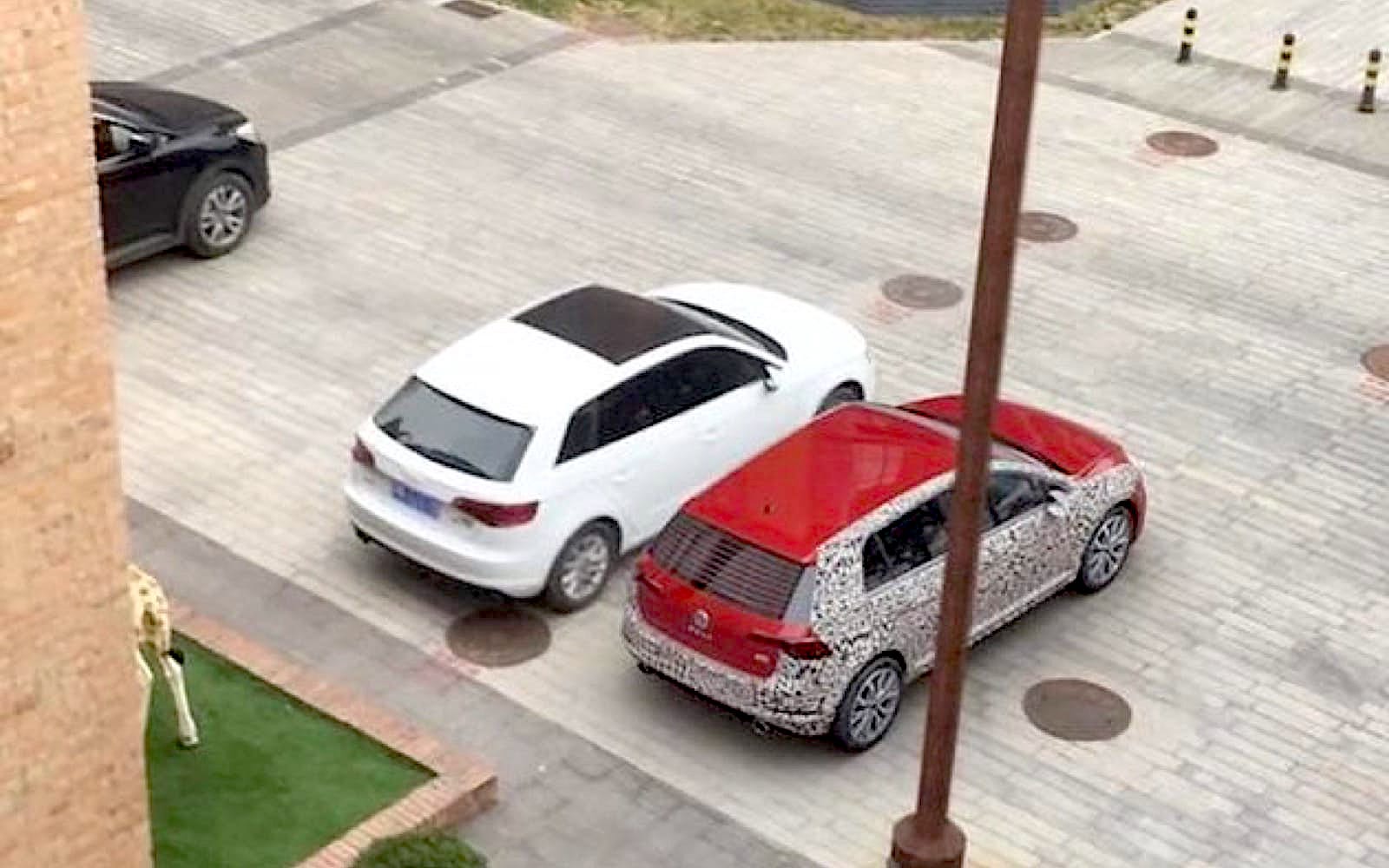SURGEM IMAGENS DA OITAVA GERAÇÃO DO VOLKSWAGEN GOLF QUASE SEM CAMUFLAGEM, foto 3