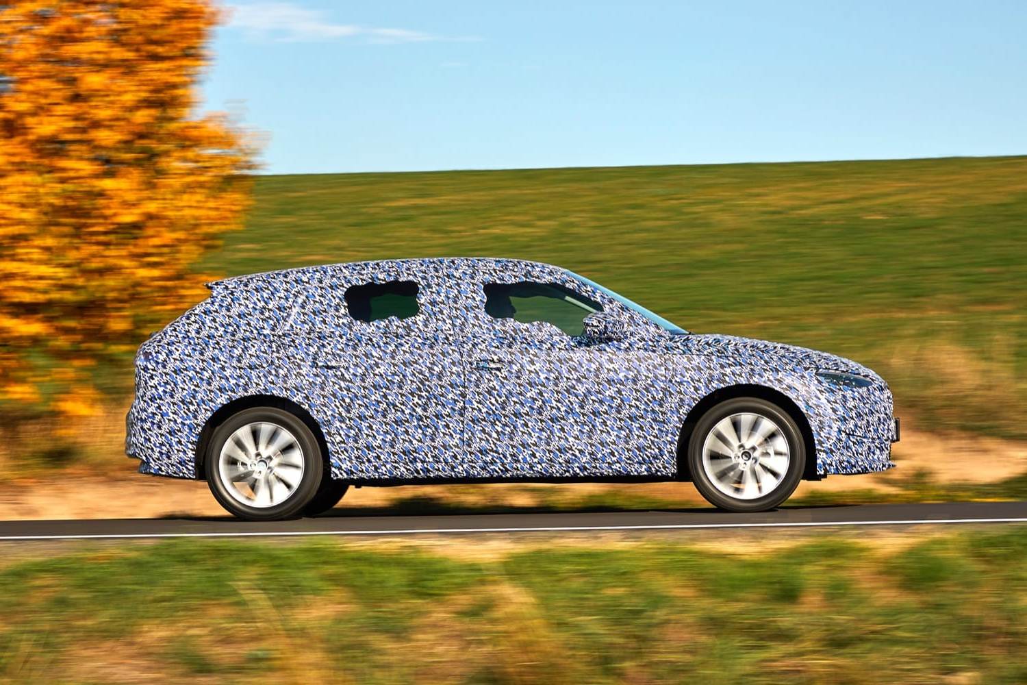DIVULGADOS OS PRIMEIROS DETALHES DO NOVO SKODA SCALA, foto 2