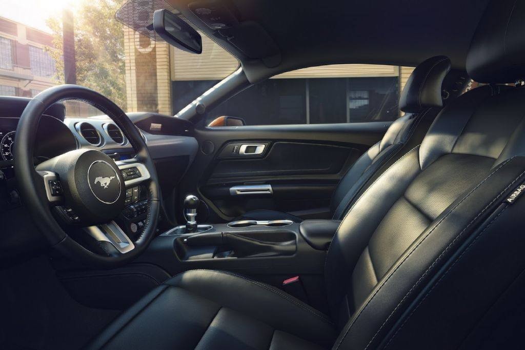 NOVO FORD MUSTANG PREPARADO PELA RTR BY FORD PERFORMANCE APRESENTADO NO SEMA SHOW, foto 6