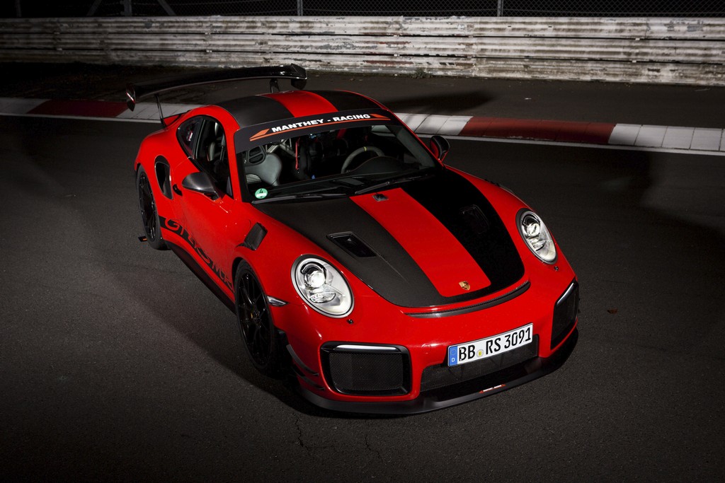 PORSCHE 911 GT2 RS BATE O RECORDE EM NÜRBURGRING... MAIS UMA VEZ..., foto 4
