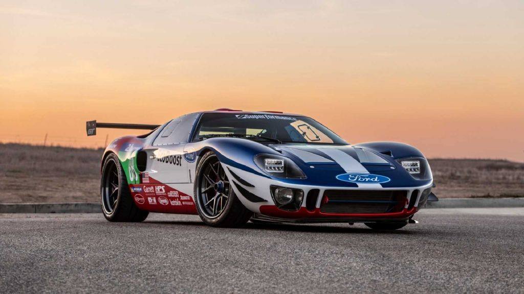 FUTURE GT FORTY: O PRIMEIRO FORD GT40 V6 TWIN-TURBO COM 656 CV, foto 1
