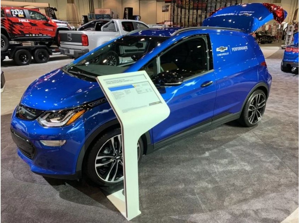 UM CHEVROLET BOLT DE ESTILO VAN ADIANTA FUTURAS VERSÕES ELÉTRICAS DA GENERAL MOTORS, foto 2