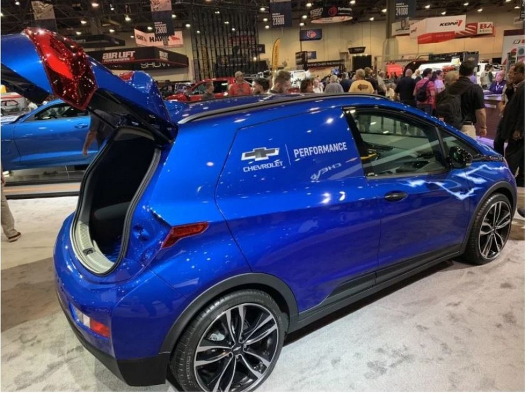 UM CHEVROLET BOLT DE ESTILO VAN ADIANTA FUTURAS VERSÕES ELÉTRICAS DA GENERAL MOTORS, foto 3