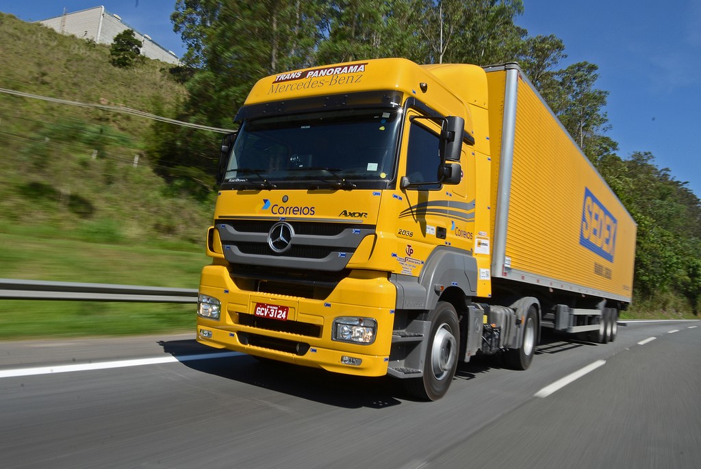 TRANSPANORAMA COMPRA 222 CAMINHÕES MECEDES-BENZ PARA PRESTAÇÃO DE SERVIÇOS AOS CORREIOS, foto 2