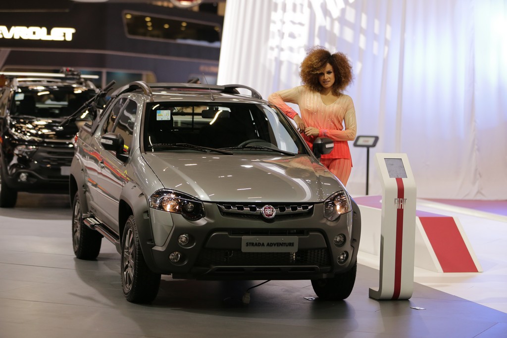 FIAT STRADA CHEGA RENOVADA AO SALÃO DE SÃO PAULO COM PACK CROSS ROAD, foto 6