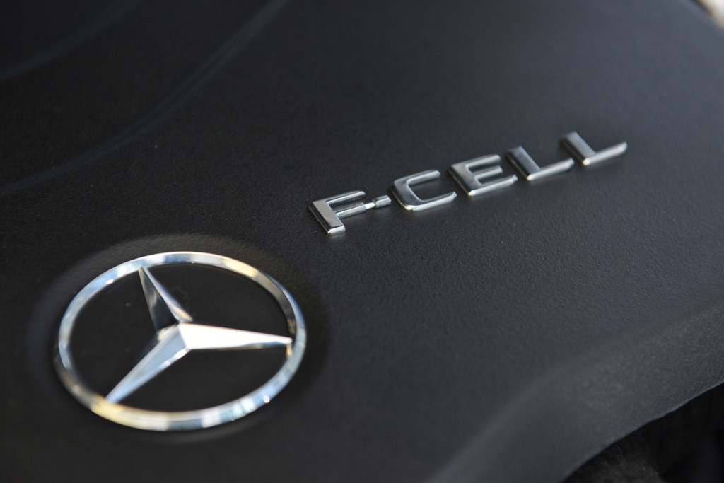MERCEDES-BENZ GLC F-CELL: UM SUV ALIMENTADO POR HIDROGÊNIO FOI APRESENTADO NA ALEMANHA, foto 8