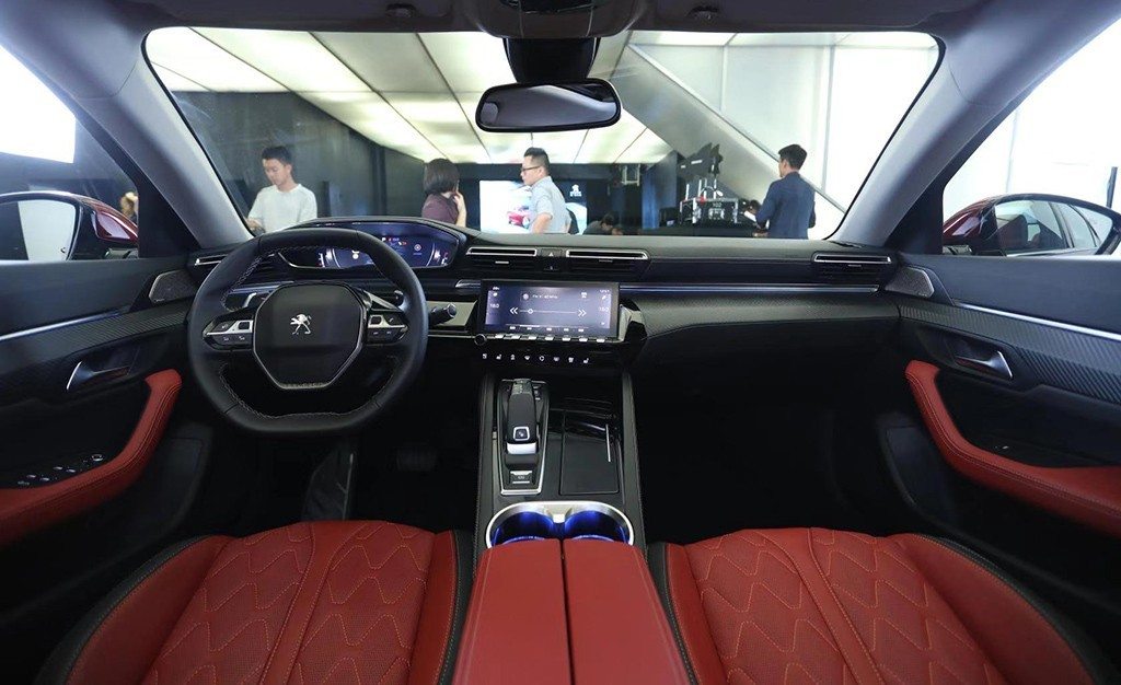 PEUGEOT 508 L REVELADO NO SALÃO DE GUANGZHOU 2018, foto 6