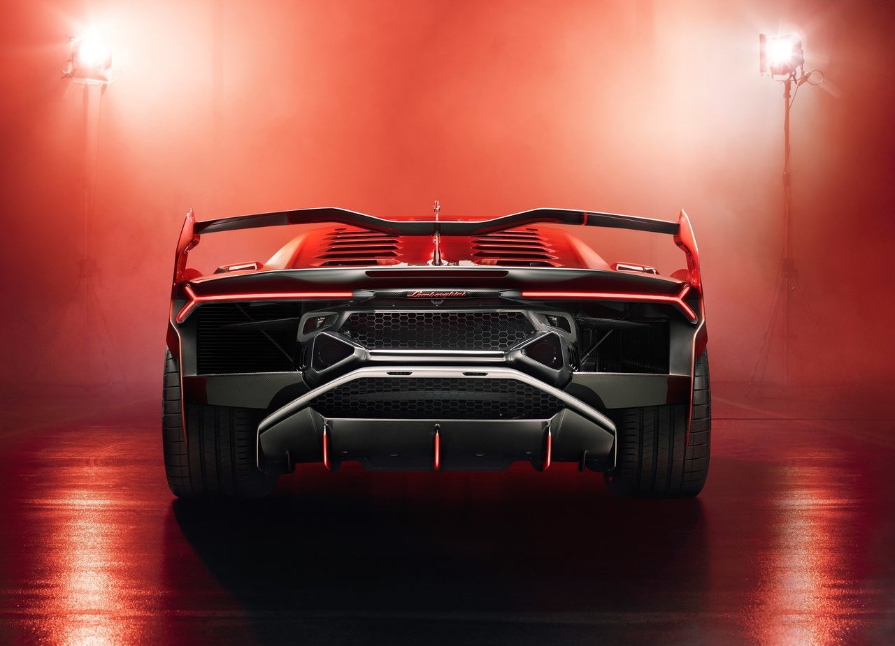 LAMBORGHINI SC18: O PRIMEIRO MODELO DE RUA COM A ASSINATURA DA SQUADRA CORSE, foto 10