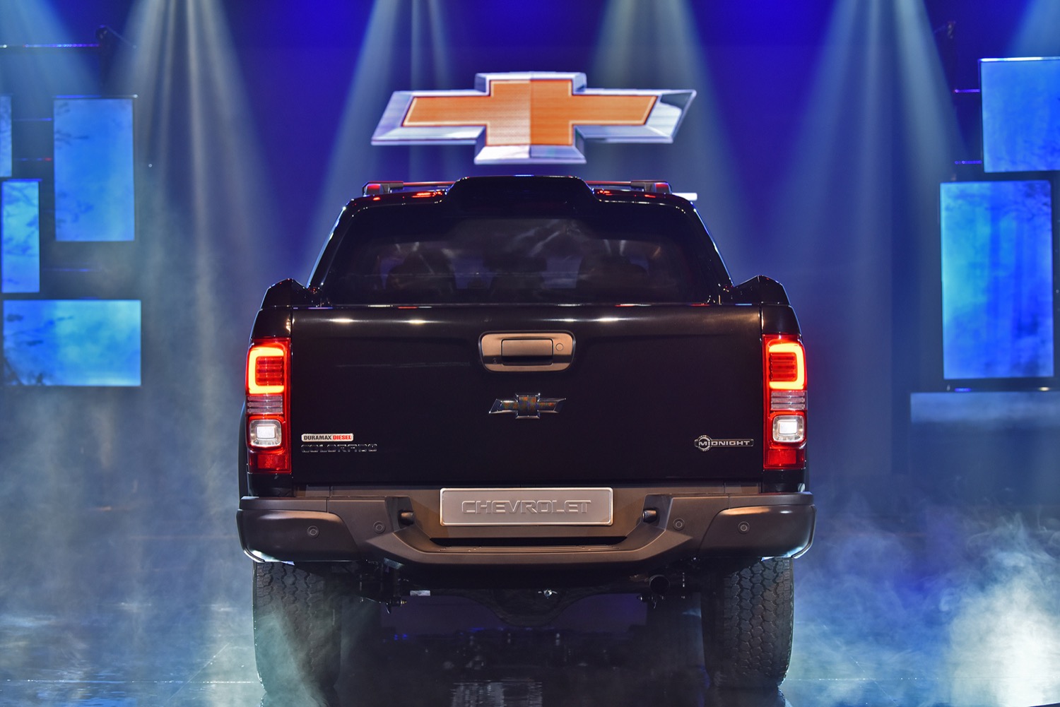 NOVO CHEVROLET COLORADO MIDNIGHT EDITION FOI APRESENTADO NA TAILÂNDIA, foto 3