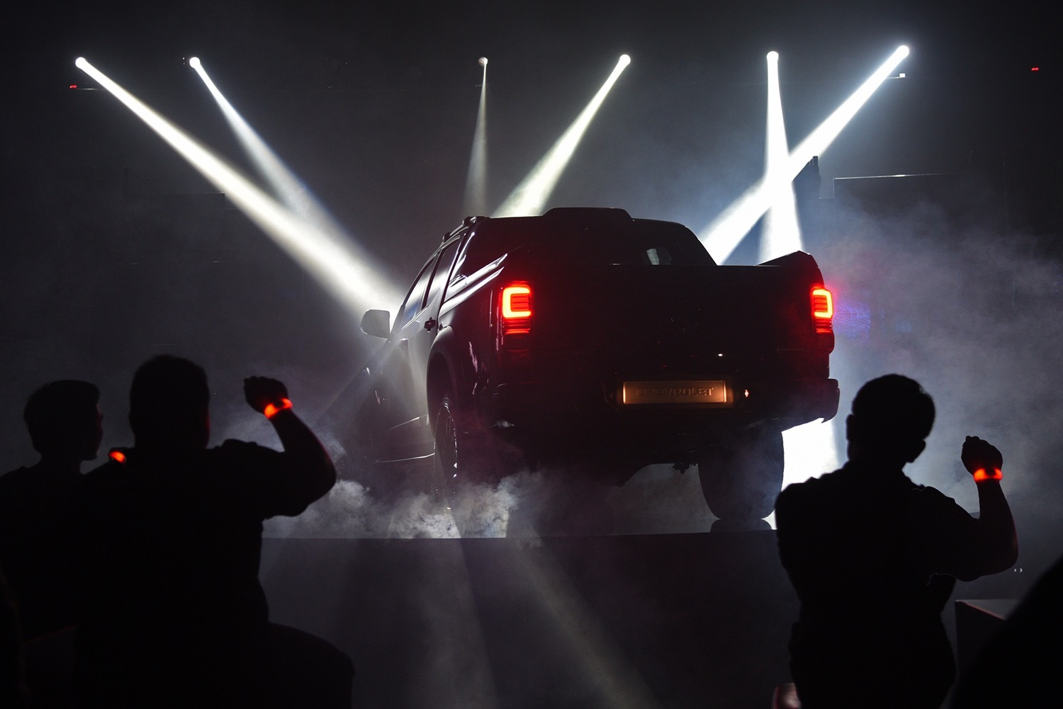 NOVO CHEVROLET COLORADO MIDNIGHT EDITION FOI APRESENTADO NA TAILÂNDIA, foto 7