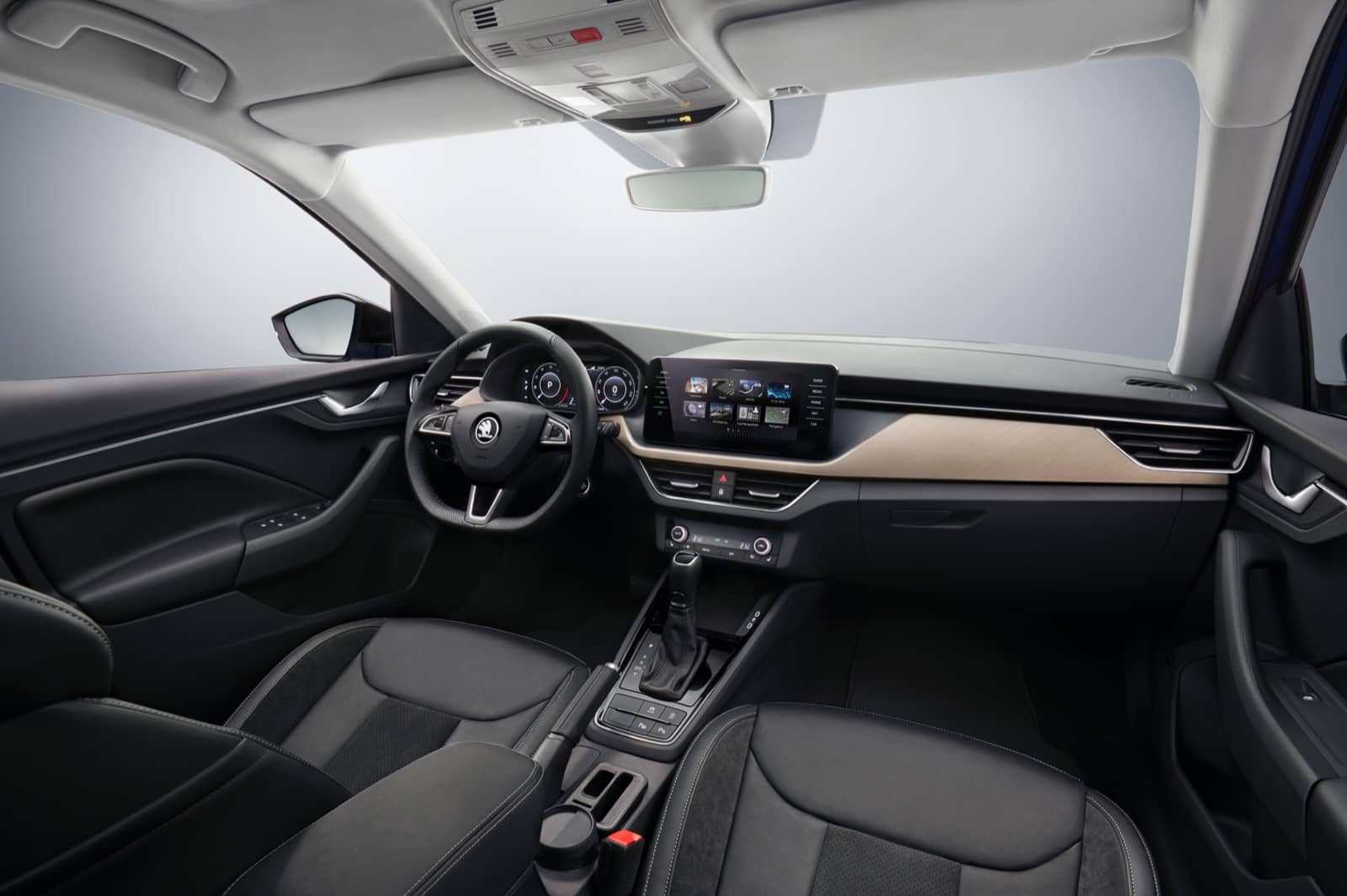 SKODA SCALA: SURGEM AS PRIMEIRAS IMAGENS DO INTERIOR, foto 1