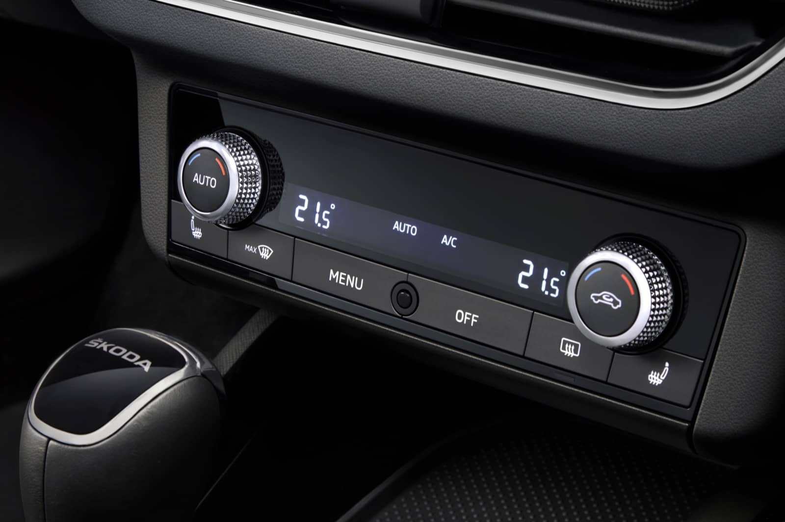 SKODA SCALA: SURGEM AS PRIMEIRAS IMAGENS DO INTERIOR, foto 3