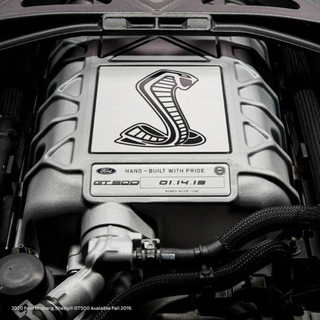 NOVO FORD MUSTANG SHELBY GT500 SERÁ REVELADO NO DIA 14 DE JANEIRO E CHEGARÁ NO SEGUNDO SEMESTRE DE 2019, foto 1