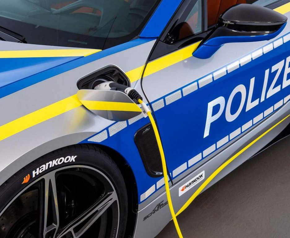 BMW i8 POLICE CAR BY AC SCHNITZER: NA MEDIDA PARA A POLÍCIA DA ALEMANHA, foto 15