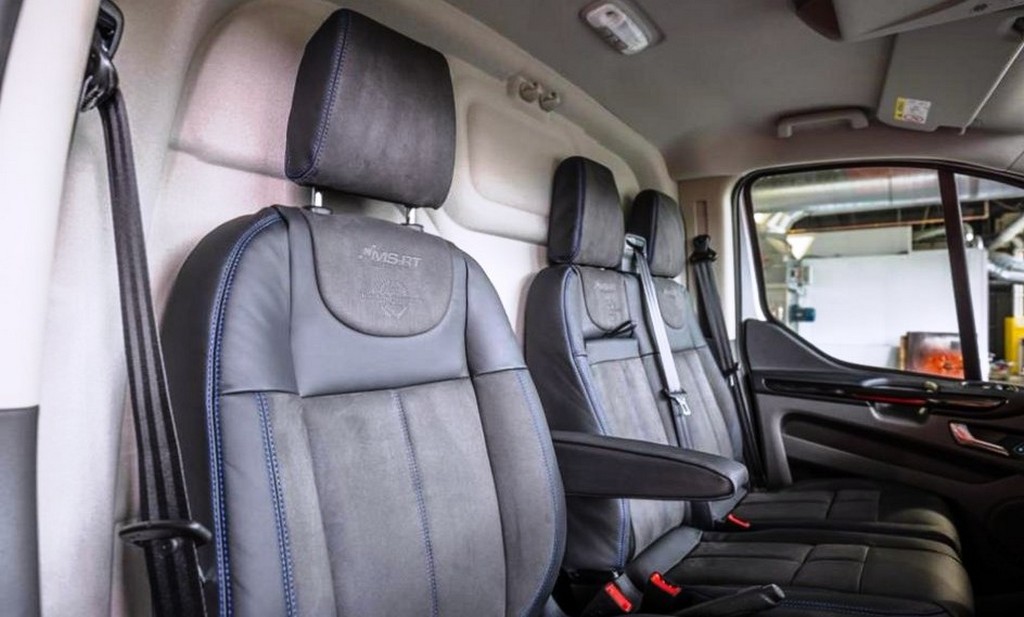 FORD TRANSIT PREPARADO PELA MS-RT: UM VEÍCULO COMERCIAL COM ESPÍRITO ESPORTIVO, foto 12