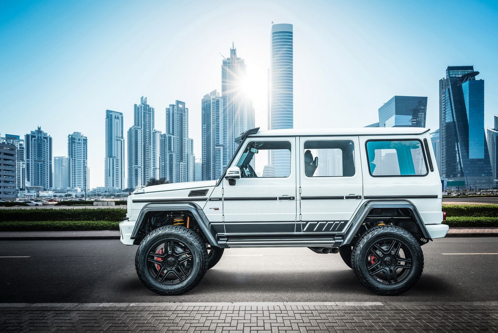BRABUS 700 4X4² FINAL EDITION: UM MERCEDES-AMG G 63 COM 700 CV, foto 4