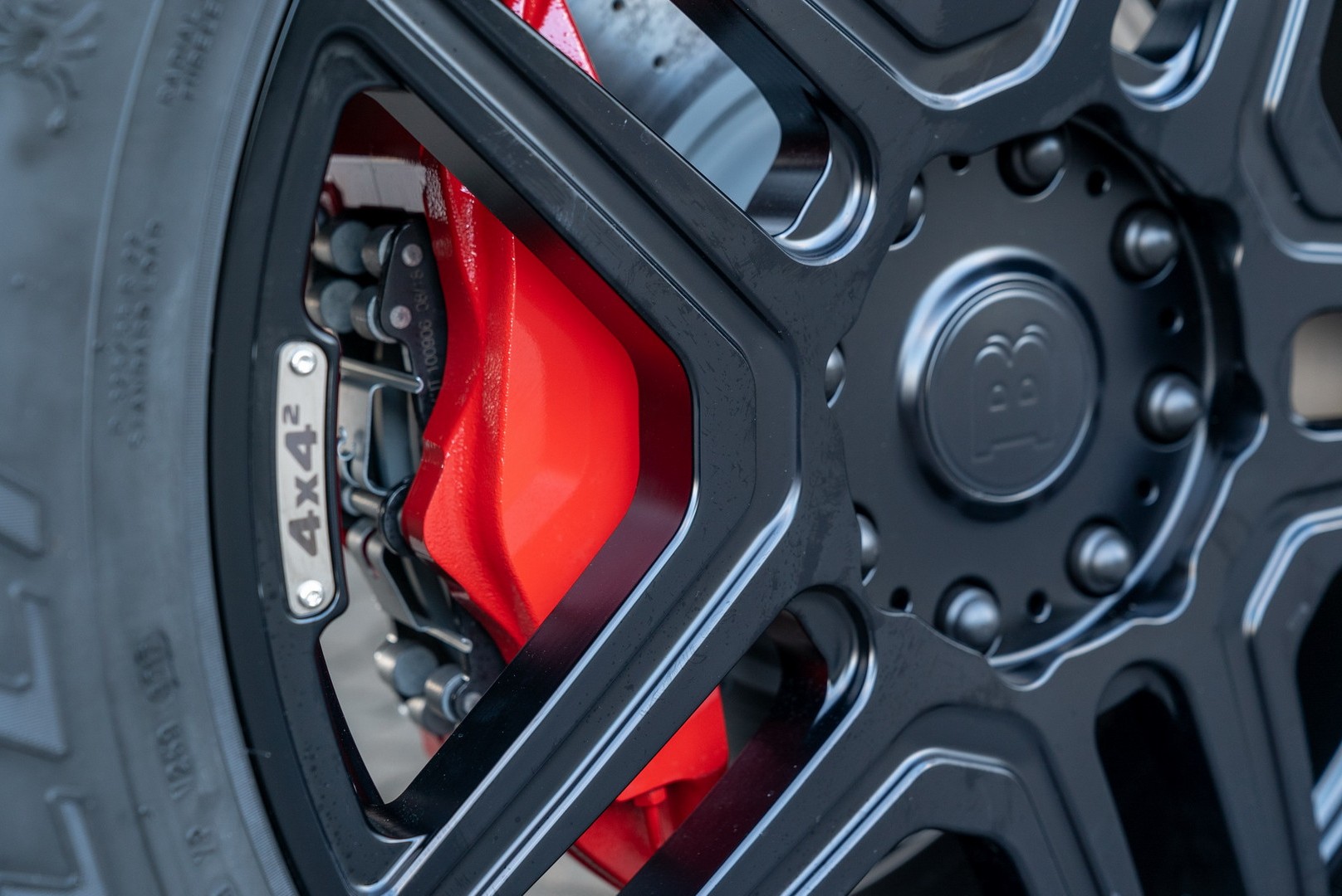 BRABUS 700 4X4² FINAL EDITION: UM MERCEDES-AMG G 63 COM 700 CV, foto 8