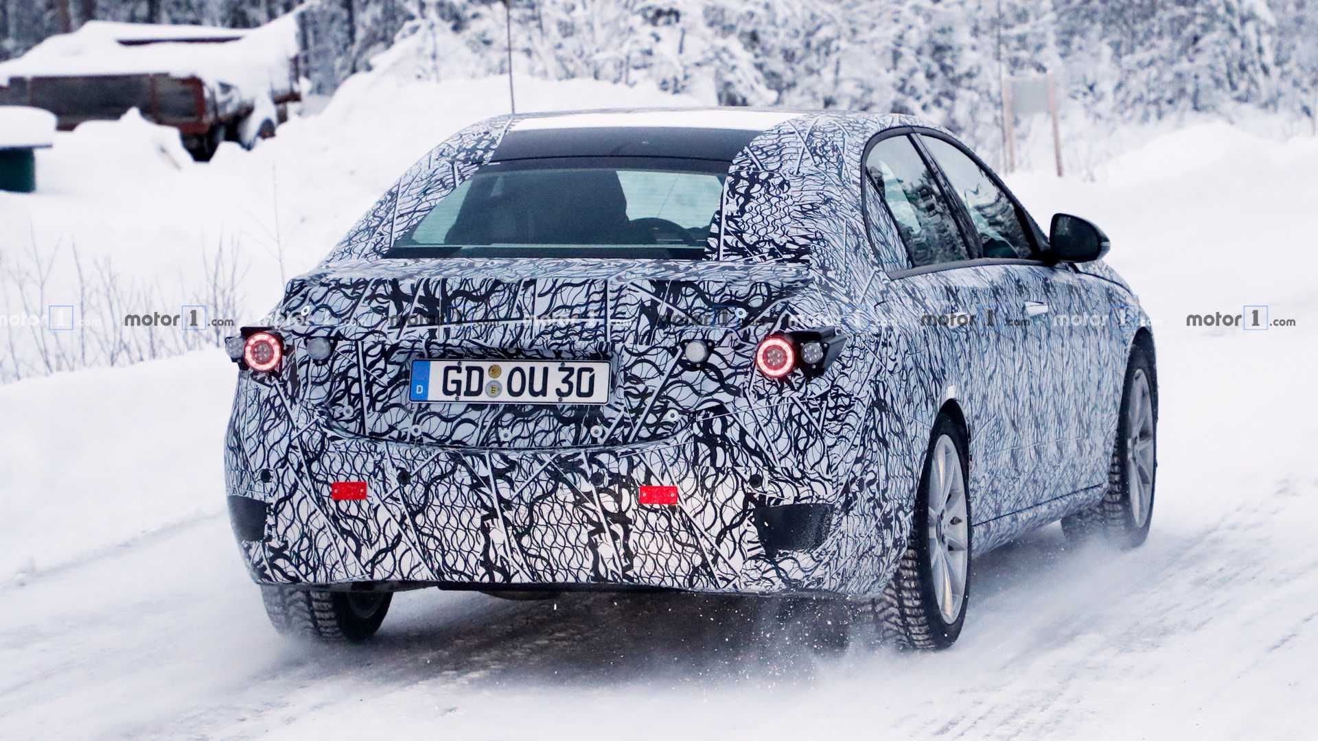 NOVO MERCEDES-BENZ C CLASS FLAGRADO EM TESTES DE DESENVOLVIMENTO PELA 1ª VEZ, foto 19