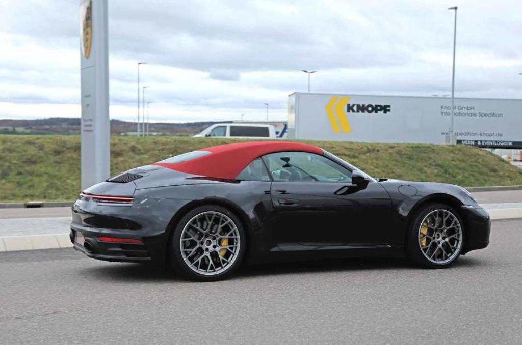 NOVO PORSCHE 911 CABRIOLET ESTÁ PRATICAMENTE PRONTO, foto 5