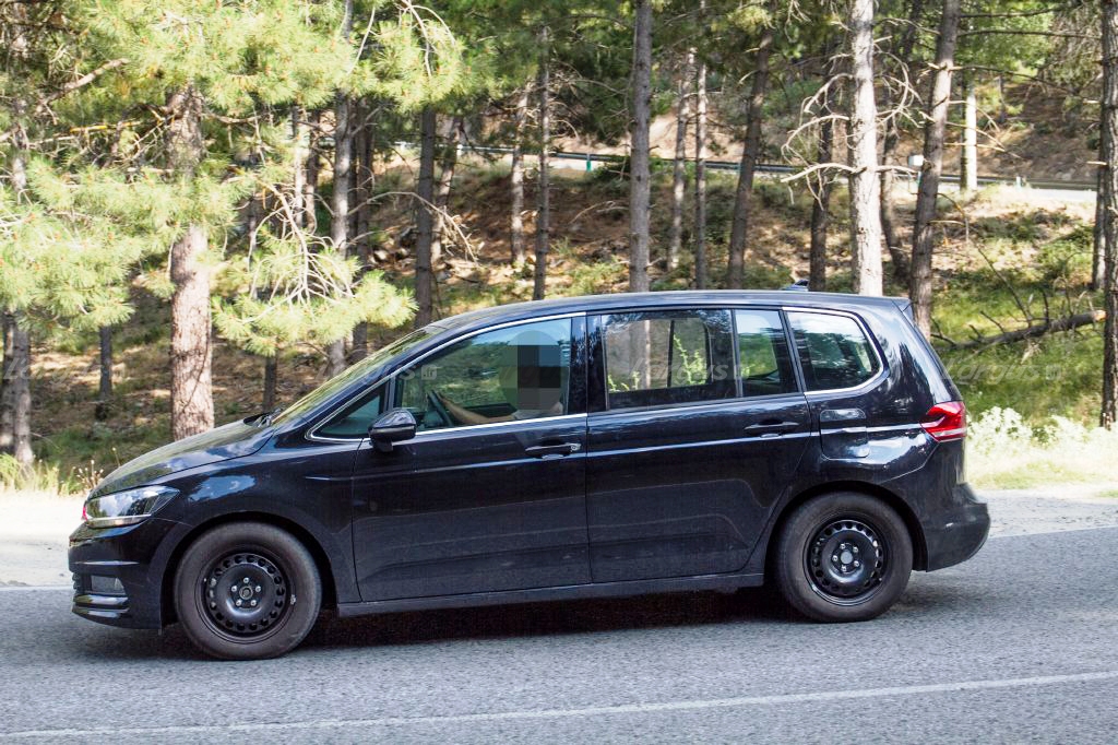VOLKSWAGEN VARIOSPORT PODERÁ SUBSTITUIR QUATRO MODELOS: TOURAN, GOLF SPORTSVAN, CADDY E SHARAN, foto 6