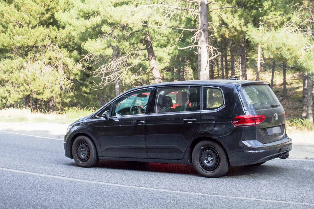 VOLKSWAGEN VARIOSPORT PODERÁ SUBSTITUIR QUATRO MODELOS: TOURAN, GOLF SPORTSVAN, CADDY E SHARAN, foto 9