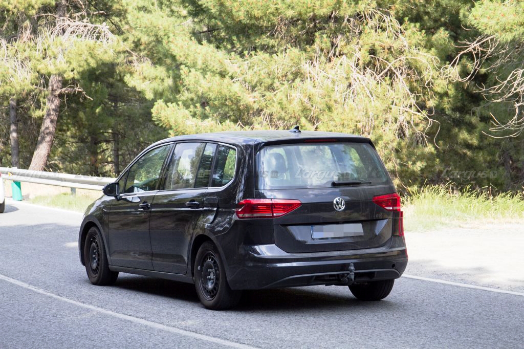 VOLKSWAGEN VARIOSPORT PODERÁ SUBSTITUIR QUATRO MODELOS: TOURAN, GOLF SPORTSVAN, CADDY E SHARAN, foto 11