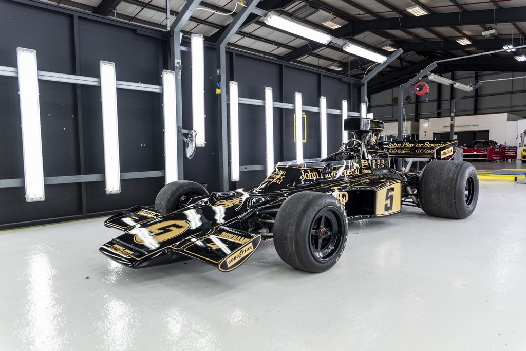 LOTUS ENVIA FELICITAÇÕES DE NATAL COM VÍDEO, foto 8