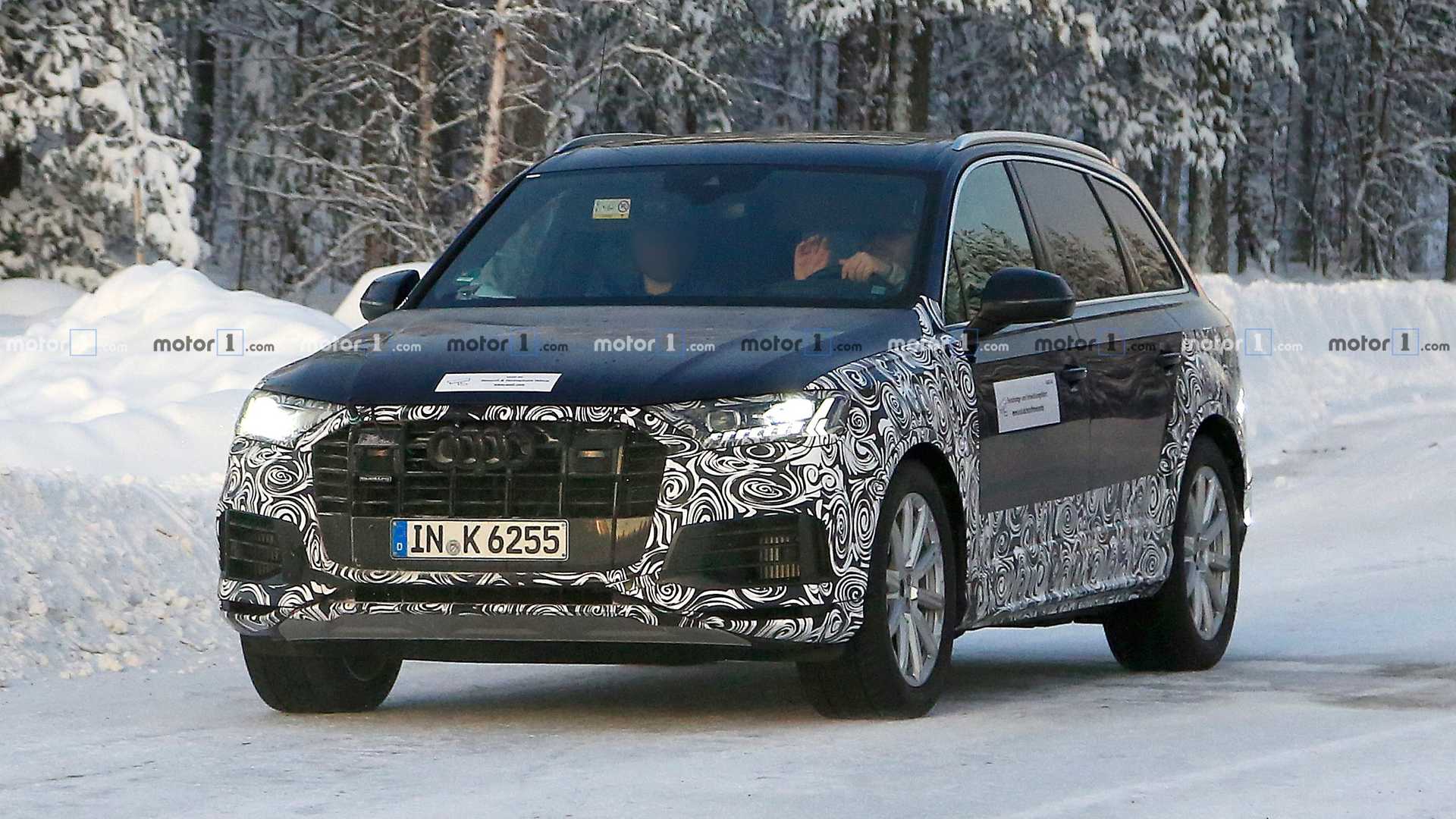 NOVO AUDI Q7 2020 ENFRENTA A NEVE E O FRIO DO NORTE DA EUROPA, foto 2