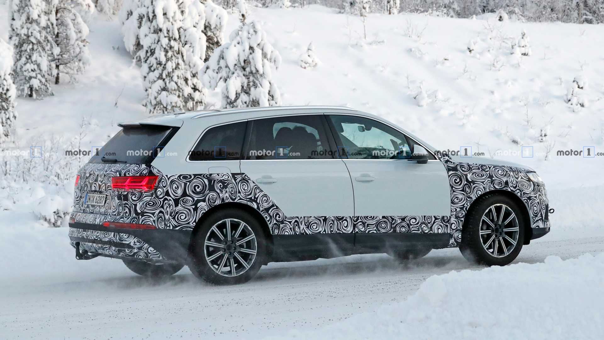 NOVO AUDI Q7 2020 ENFRENTA A NEVE E O FRIO DO NORTE DA EUROPA, foto 24