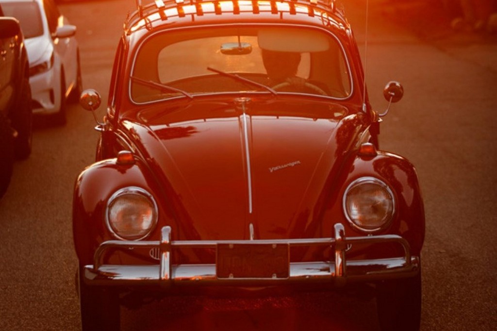 VOLKSWAGEN BEETLE COM 51 ANOS E 560 MIL QUILÔMETROS FOI RESTAURADO PELA MARCA, foto 8
