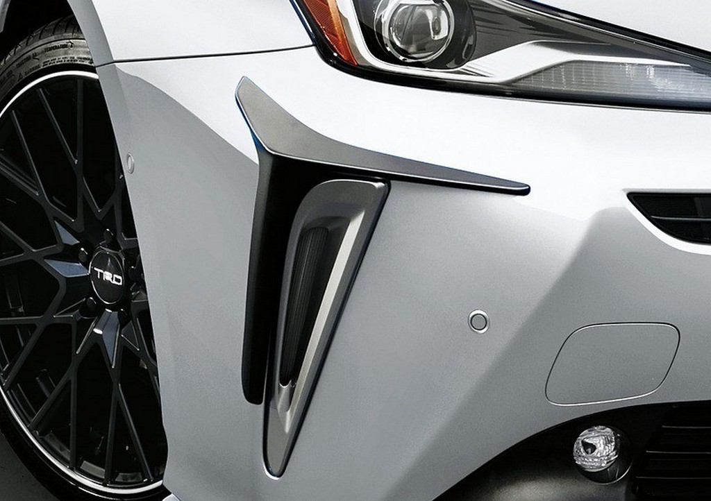 NOVO TOYOTA PRIUS ESTREIA IMAGEM MAIS AGRESSIVA GRAÇAS À TRD E MODELLISTA, foto 3