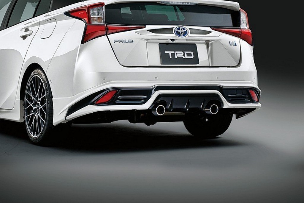 NOVO TOYOTA PRIUS ESTREIA IMAGEM MAIS AGRESSIVA GRAÇAS À TRD E MODELLISTA, foto 5