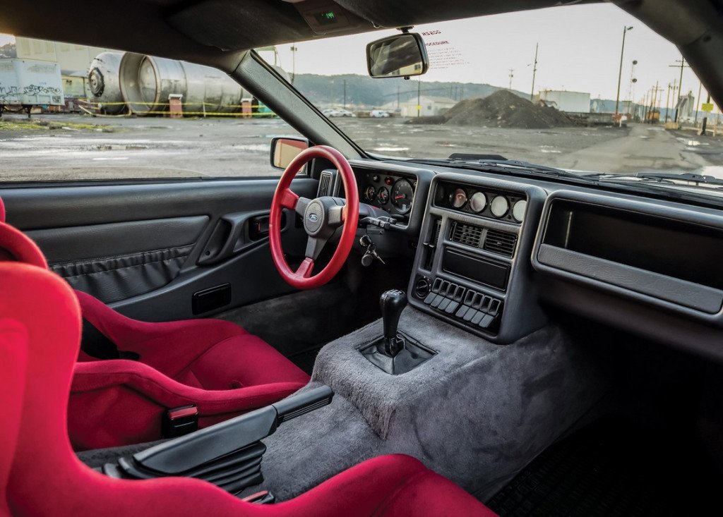 UM EXEMPLAR IMPECÁVEL DOS RAROS FORD RS200 DE RUA SERÁ LEILOADO EM JANEIRO, foto 6