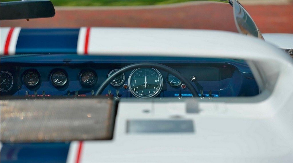 UM DOS RAROS FORD GT40 ROADSTER SOBREVIVENTES SERÁ LEILOADO, foto 13