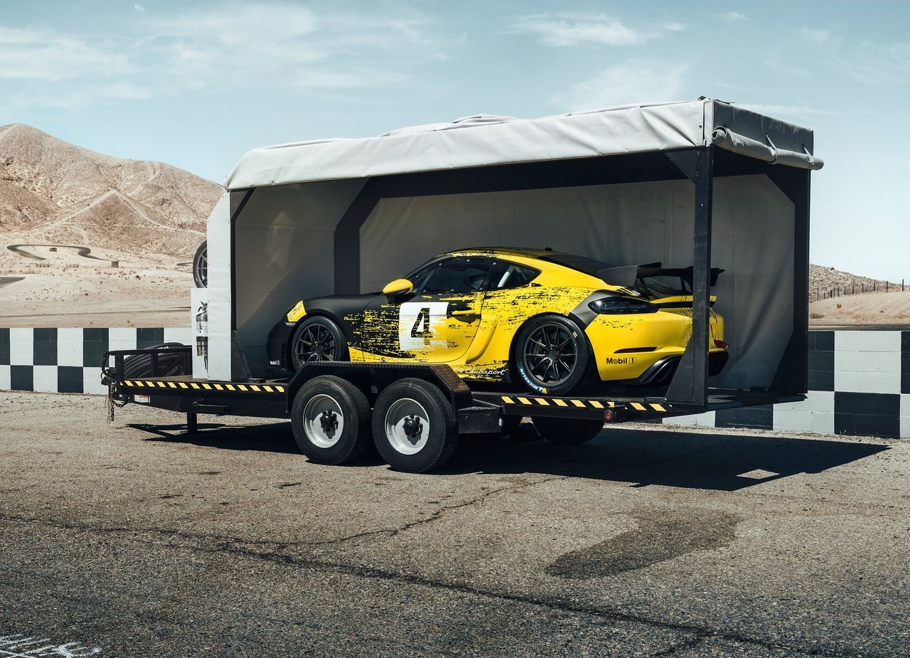 NOVO PORSCHE 718 CAYMAN GT4 CLUBSPORT CHEGA MAIS FORTE, MAIS RÁPIDO E MAIS SUSTENTÁVEL NA PISTA DE CORRIDA, foto 5