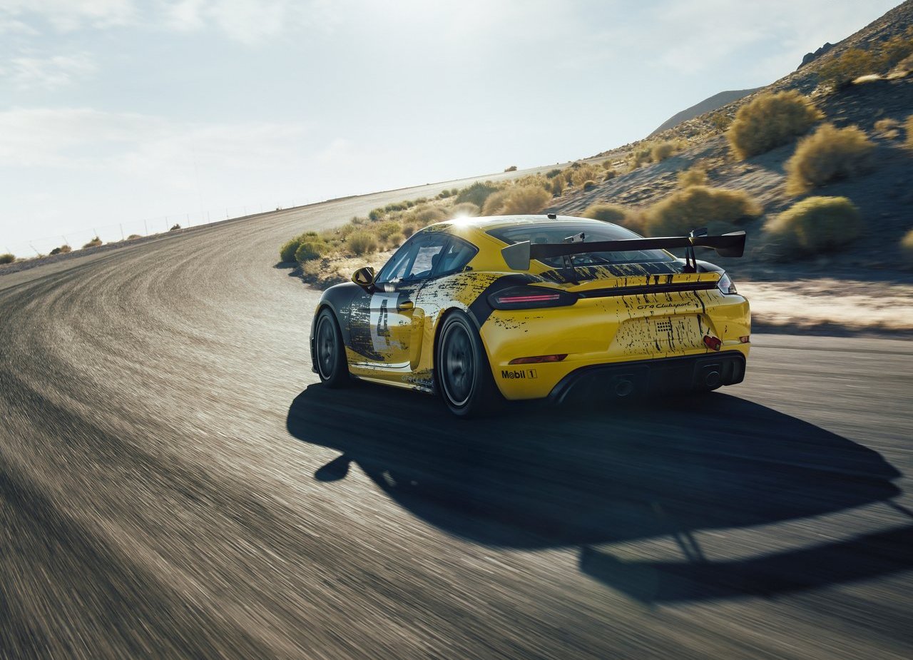 NOVO PORSCHE 718 CAYMAN GT4 CLUBSPORT CHEGA MAIS FORTE, MAIS RÁPIDO E MAIS SUSTENTÁVEL NA PISTA DE CORRIDA, foto 6
