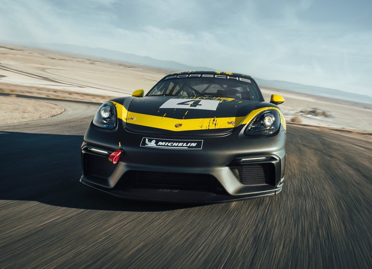 NOVO PORSCHE 718 CAYMAN GT4 CLUBSPORT CHEGA MAIS FORTE, MAIS RÁPIDO E MAIS SUSTENTÁVEL NA PISTA DE CORRIDA, foto 8