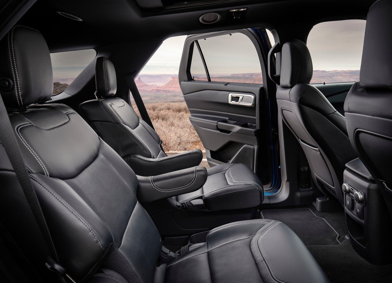 NOVO FORD EXPLORER ST CHEGA COM 405 CV E TORNA-SE O SUV MAIS POTENTE DA MARCA, foto 12