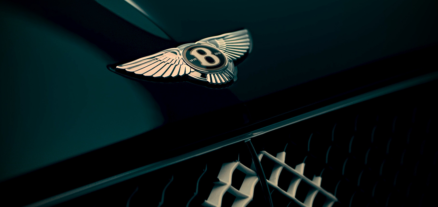 BENTLEY ANUNCIA UMA MISTERIOSA EDIÇÃO DE ANIVERSÁRIO PARA O SALÃO DE GENEBRA, foto 3