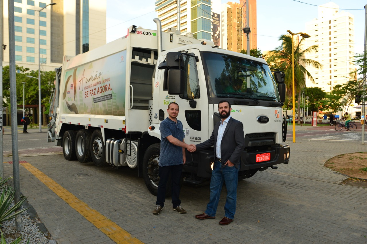 FORD INICIA TESTE DO CARGO KOLECTOR COM COMPACTADOR DE 24 METROS CÚBICOS NA MARQUISE AMBIENTAL, foto 1