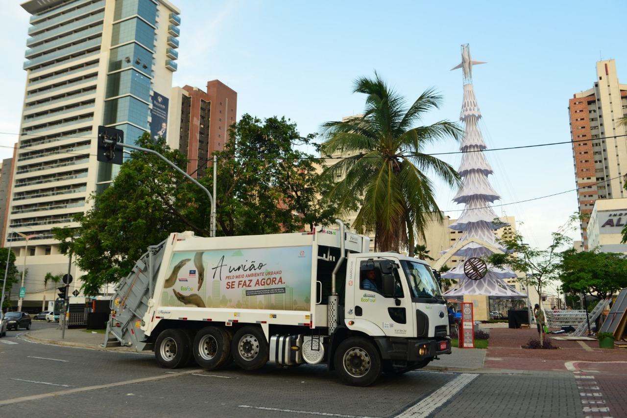 FORD INICIA TESTE DO CARGO KOLECTOR COM COMPACTADOR DE 24 METROS CÚBICOS NA MARQUISE AMBIENTAL, foto 2
