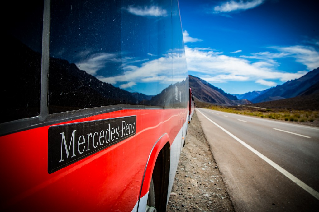 MERCEDES-BENZ VENDE 500 ÔNIBUS PARA O BRT TRANSANTIAGO, foto 3