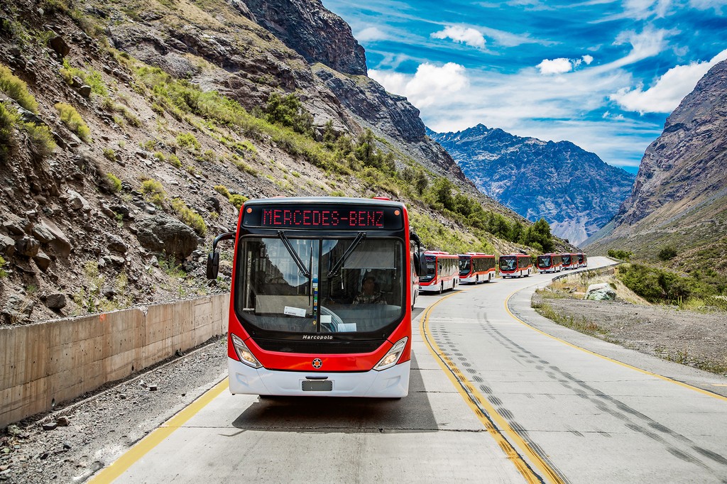 MERCEDES-BENZ VENDE 500 ÔNIBUS PARA O BRT TRANSANTIAGO, foto 8
