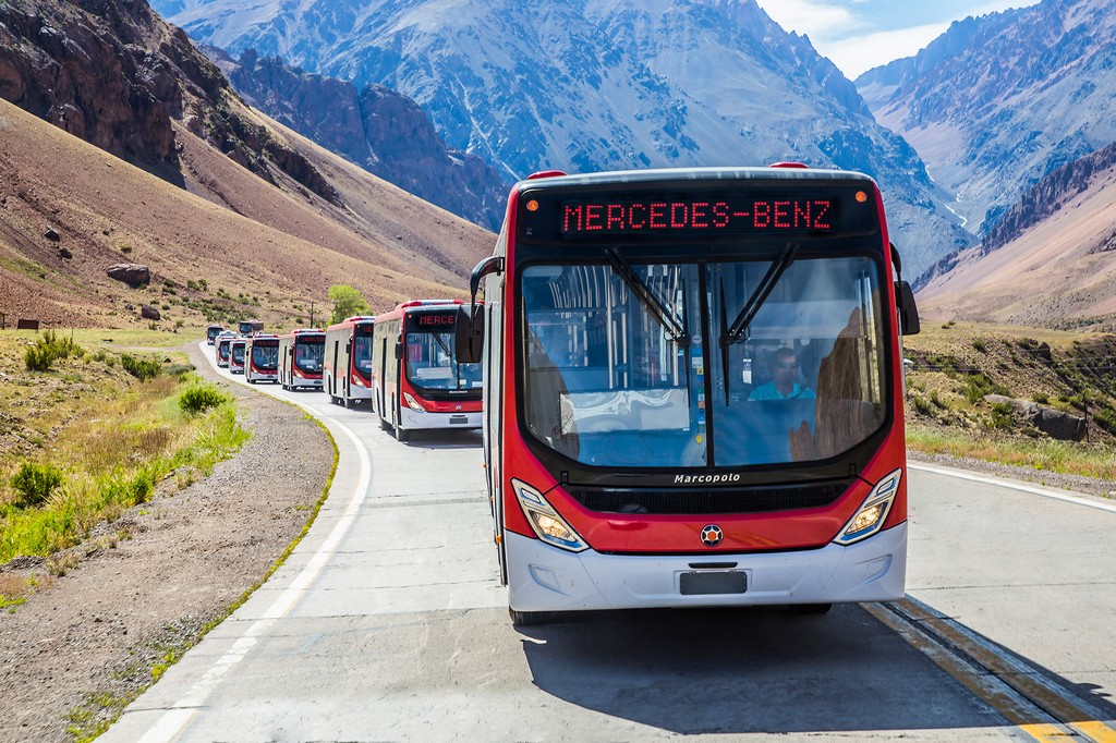 MERCEDES-BENZ VENDE 500 ÔNIBUS PARA O BRT TRANSANTIAGO, foto 11
