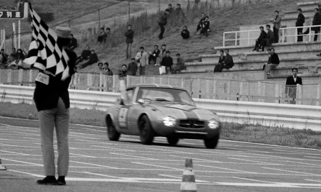 TOYOTA GAZOO RACING RESTAURA UM SPORTS 800, O REI DE SUZUKA NOS ANOS 60, foto 12