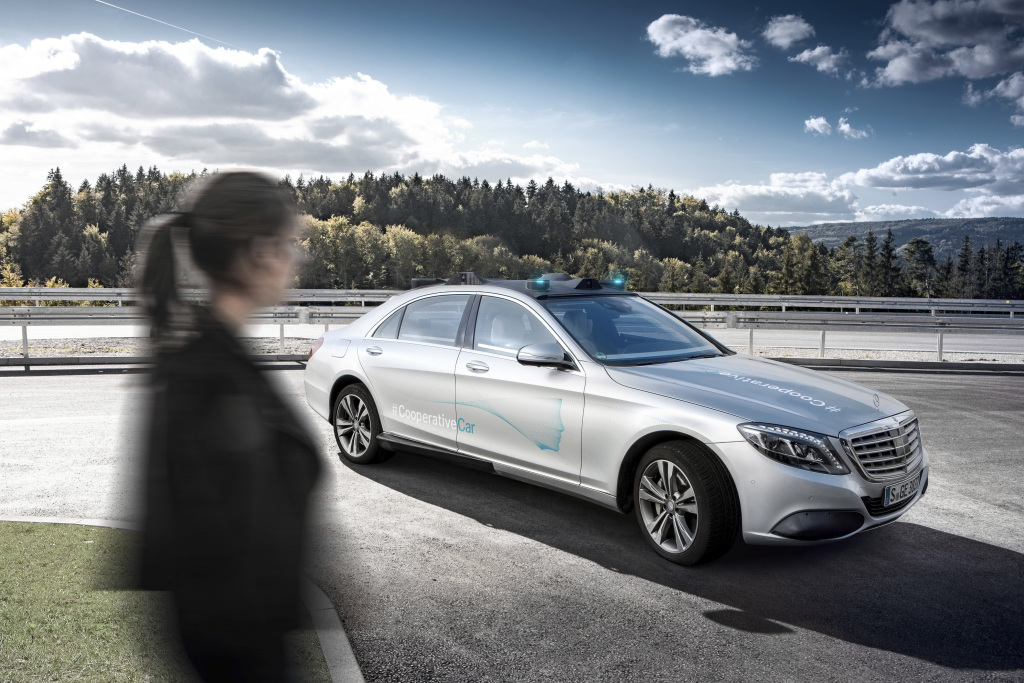 MERCEDES-BENZ APRESENTA UM DEMONSTRADOR DE TECNOLOGIA DE CONDUÇÃO AUTÔNOMA BASEADA NO S CLASS, foto 9