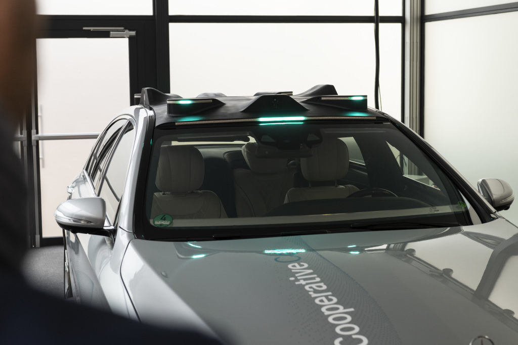 MERCEDES-BENZ APRESENTA UM DEMONSTRADOR DE TECNOLOGIA DE CONDUÇÃO AUTÔNOMA BASEADA NO S CLASS, foto 13