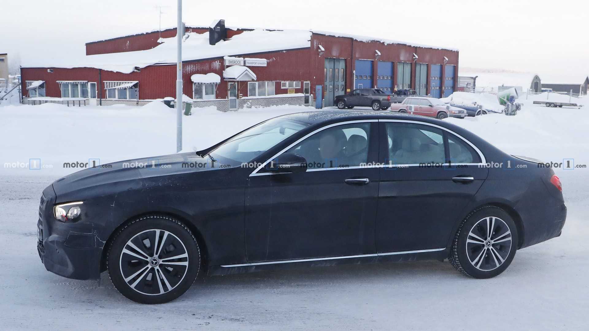 MERCEDES-BENZ E CLASS 2020 MOSTRA COM MAIS DETALHES SEUS NOVOS FARÓIS, foto 7