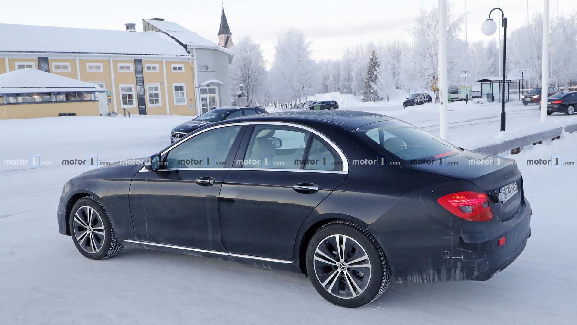 MERCEDES-BENZ E CLASS 2020 MOSTRA COM MAIS DETALHES SEUS NOVOS FARÓIS, foto 10
