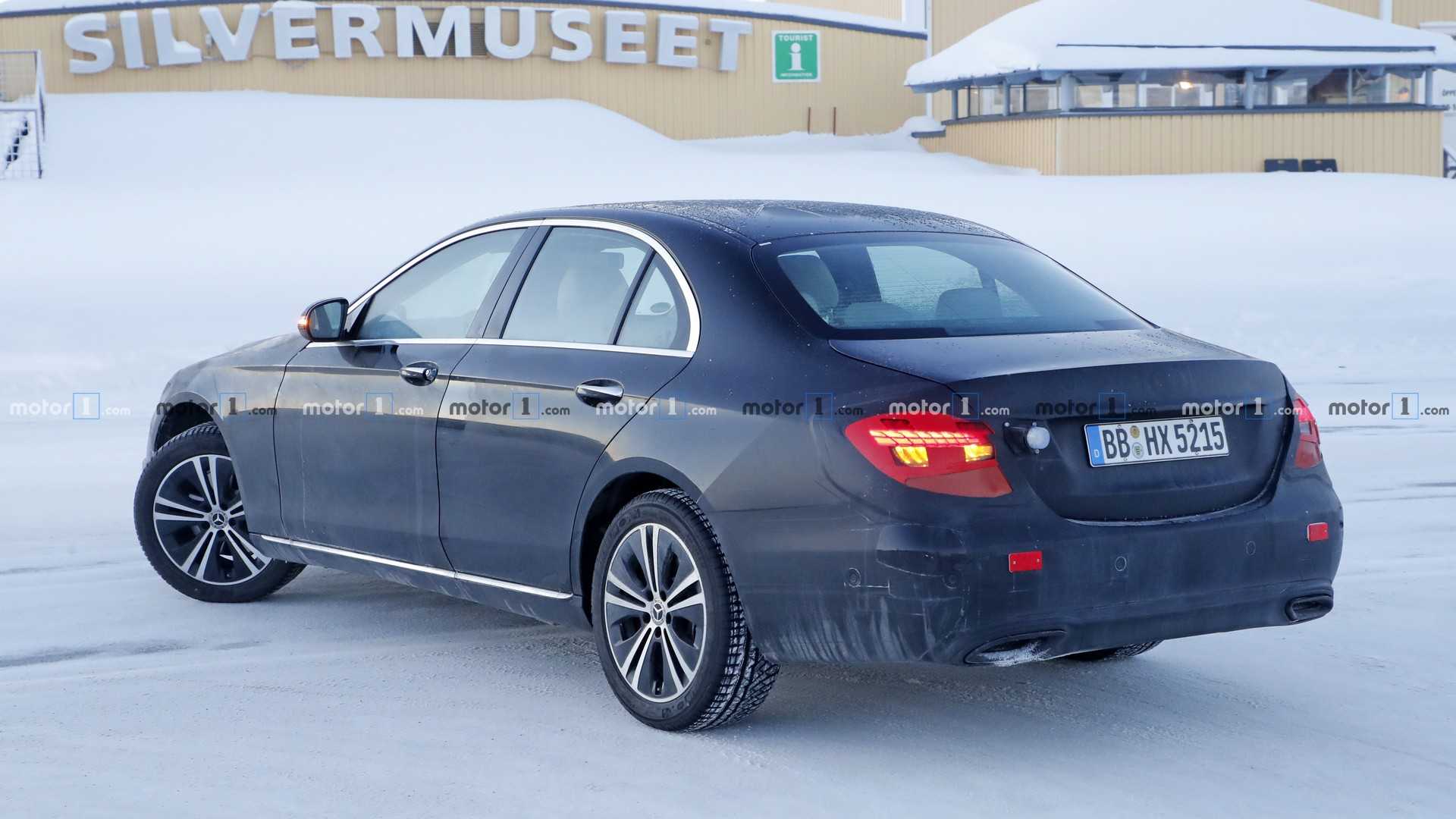 MERCEDES-BENZ E CLASS 2020 MOSTRA COM MAIS DETALHES SEUS NOVOS FARÓIS, foto 11